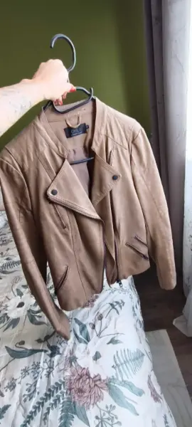 Kožená bunda vel xs