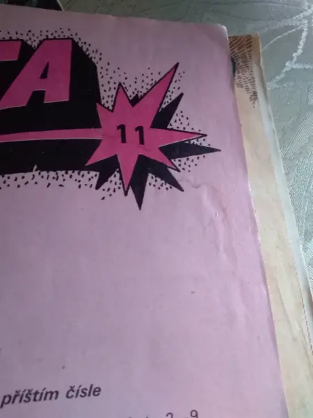 Dva časopisy Kometa 4