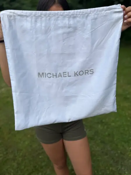 Batoh Michael Kors  12
