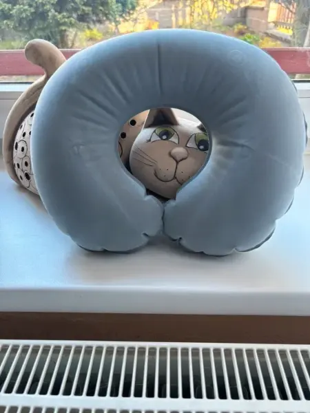 Ergonomickýt tvarovaný polštář 2