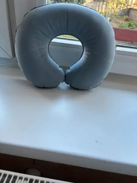 Ergonomickýt tvarovaný polštář 3