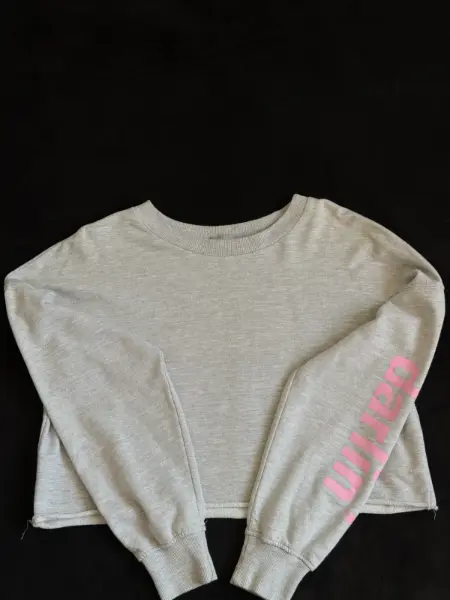 Šedá crop mikina Bershka 2