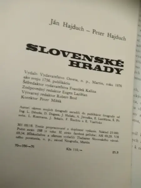 Kniha Slovenské hrady (1976) 4