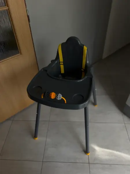 Dětská jídelní židlička 