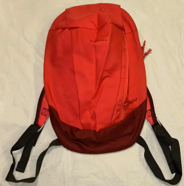 Křiklavě / reflexně růžový batoh, objem 10 L 2