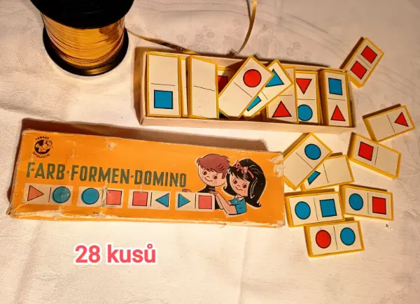 Domino v původním balení