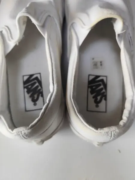 Bílé tenisky Vans Slip-On 4