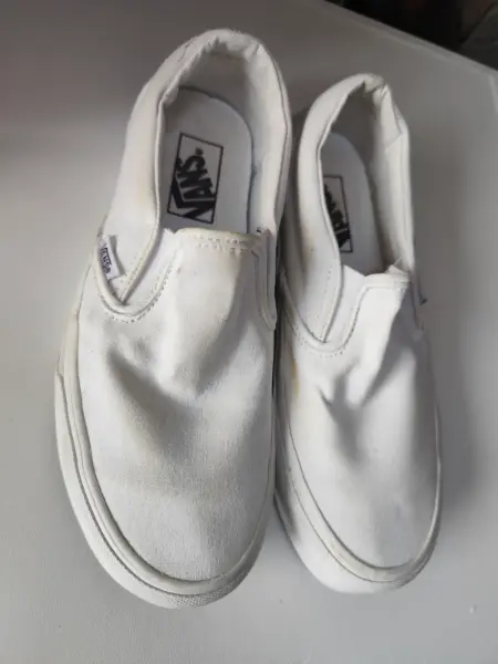 Bílé tenisky Vans Slip-On 2