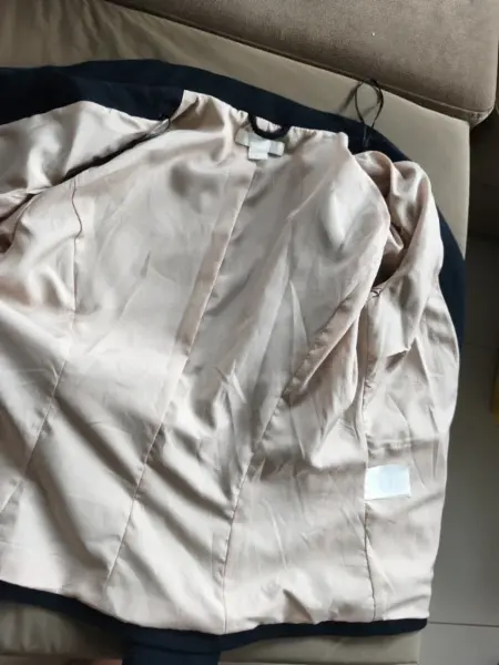 Dámské tmavě modré sako H&M 5
