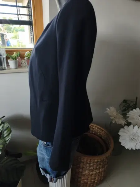 Dámské tmavě modré sako H&M 3