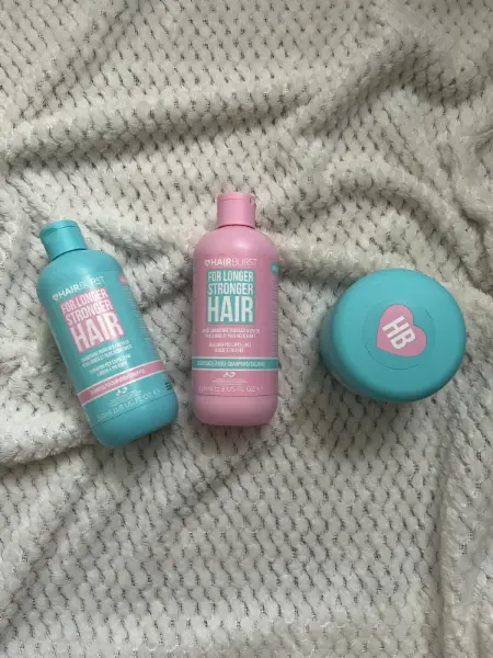 Sada vlasové kosmetiky Hairburst pro delší a silnější vlasy