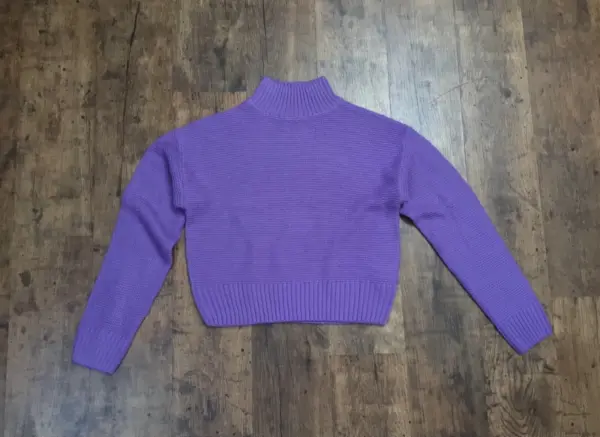Lila dámský přízový crop svetr 