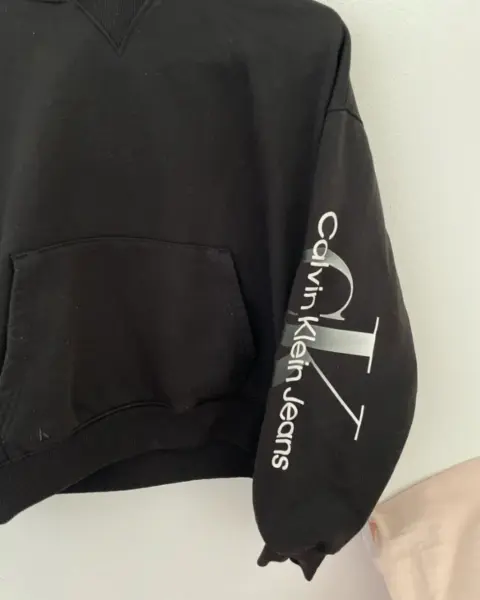 Černá mikina Calvin Klein Jeans 2