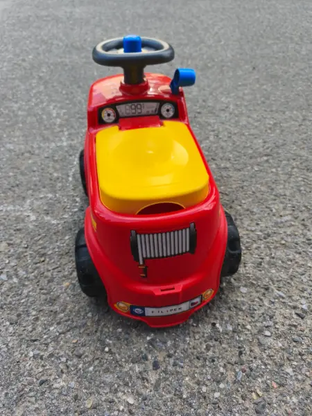 Dětské odrážedlo hasičské auto Falk 3