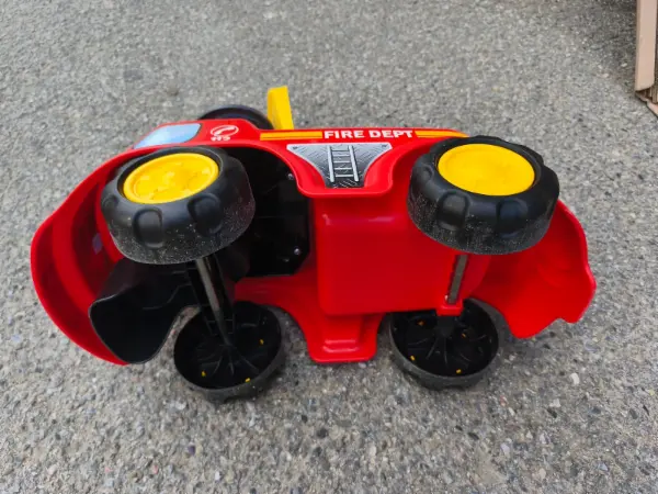 Dětské odrážedlo hasičské auto Falk 4