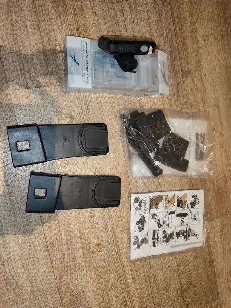 Adaptéry na kočárek TFK a zámek 