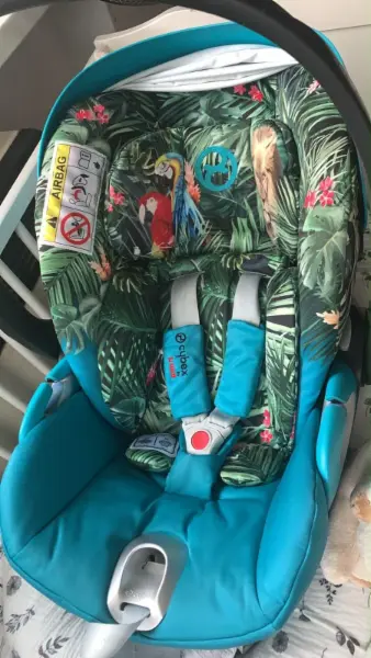 Autosedačka Cybex s motivem džungle 2