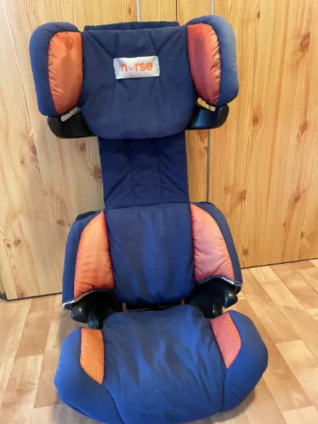 Dětská autosedačka Nurse 5