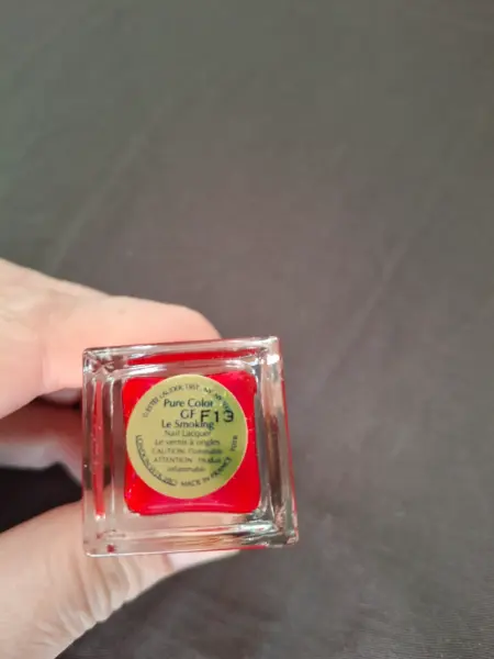 Lak na nehty Estée Lauder Pure Color - Le Smoking 2