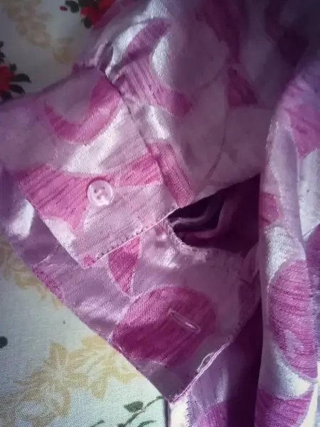 Retro halenka s netopýrem 7