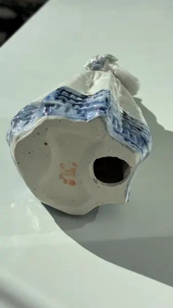 Porcelánová figurka dámy v šatech 5