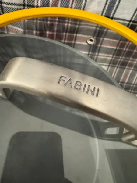 Žlutý hrnec Fabini Meda 3.0 s poklicí 8