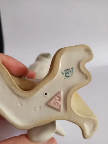 Porcelánový papoušek  4