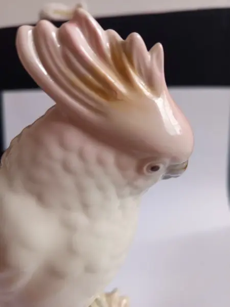 Porcelánový papoušek  7