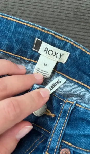 Dámské džíny Roxy, velikost 25 3